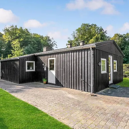 3 Bedroom Gorgeous In Hébergement de vacances Haderslev